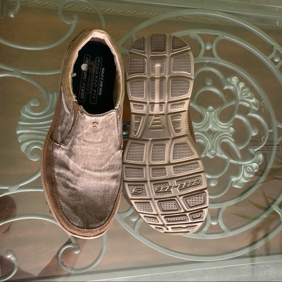 SKETCHERS LOAFERS/SLIP ON SIZE 8/5 - Picture 3 of 5